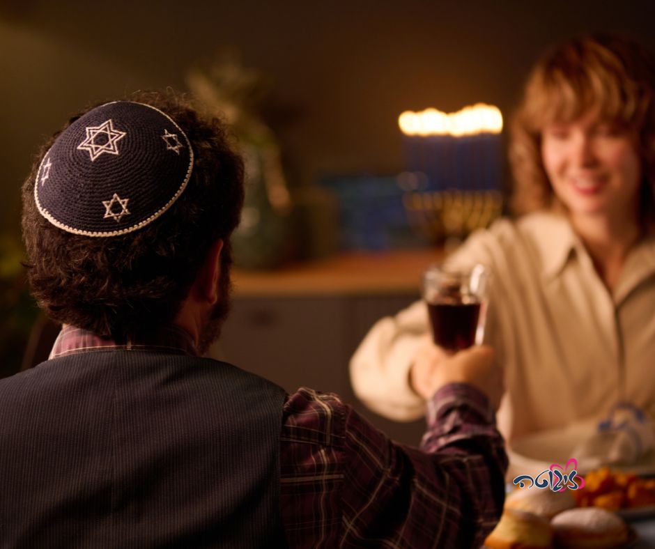 היתרונות והקשיים בקשרים מסורתיים.