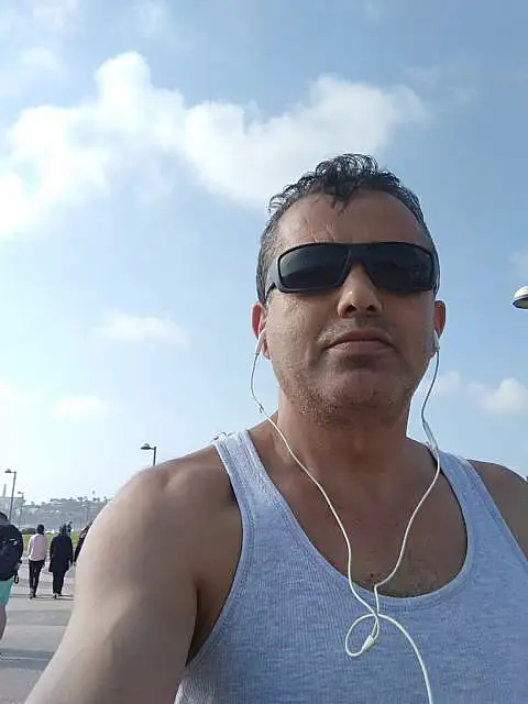 אלון