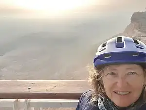 בק