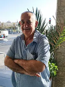 דניאל