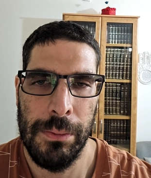 שלומי