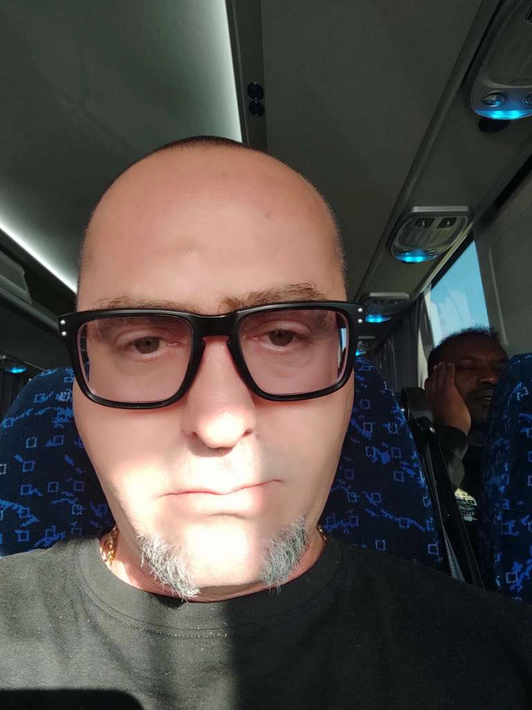 עמיקו