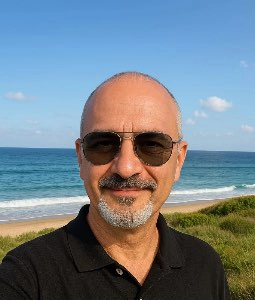 מנו