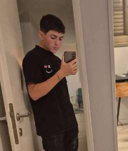 לייבו