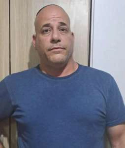 רוני