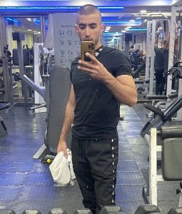 עלוש