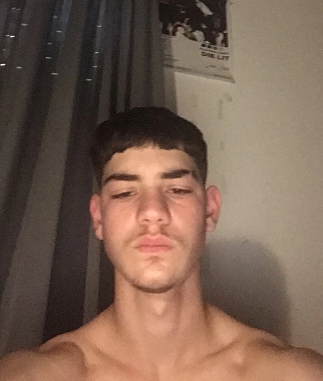 אדם