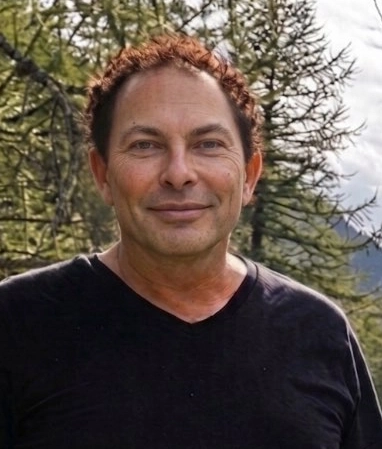 דניאל