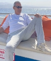 שלומי